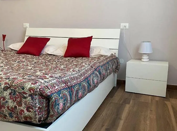 Raggio Di Sole Tatil Evi Montegridolfo